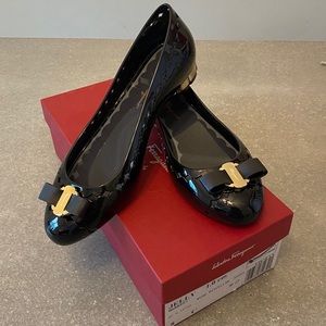 Authentic Salvatore Ferragamo Jelly Flats